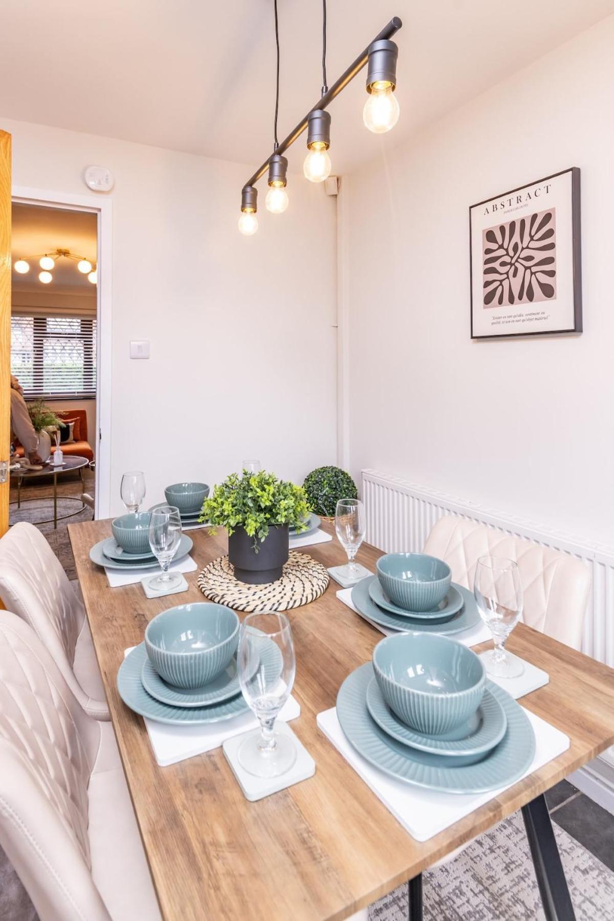 Stunning 2 Bed House Near Solihull For Long - 10 Mins From Nec Hs2 Bhx *